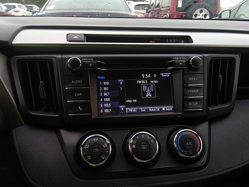 2017 Toyota RAV4 AWD LE