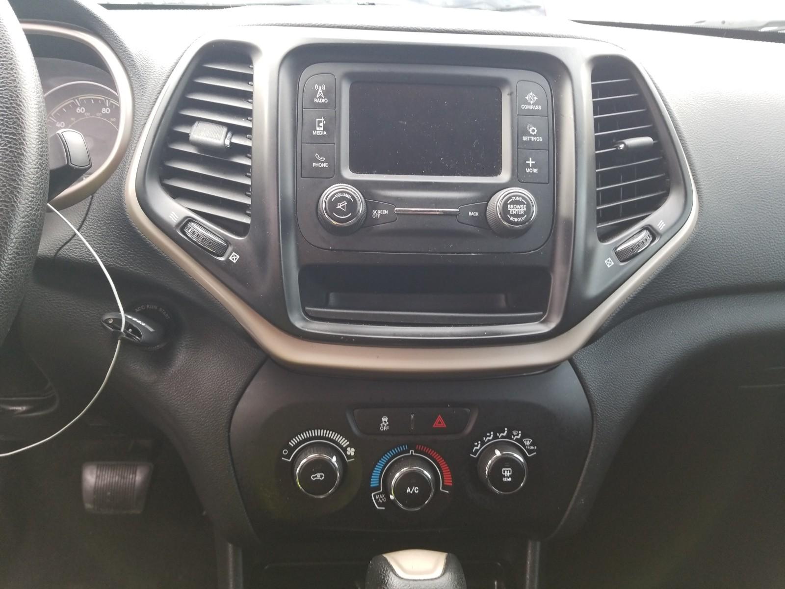 2014 Jeep CHEROKEE FWD 4C SPORT