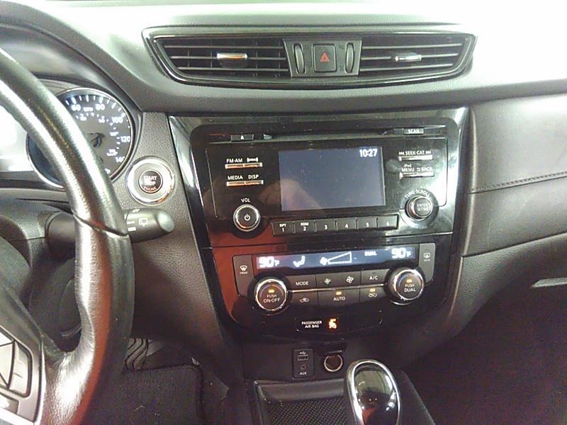 2017 Nissan ROGUE AWD 4C SV