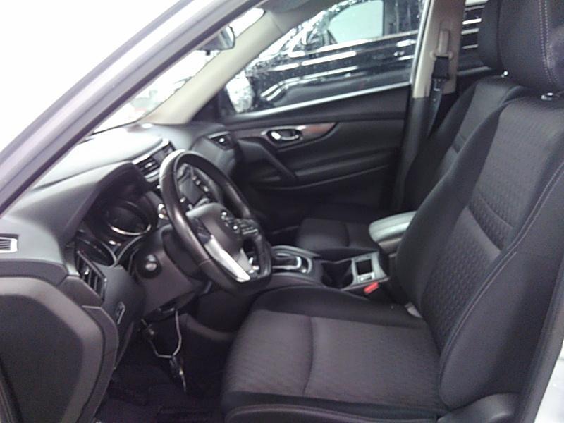 2017 Nissan ROGUE AWD 4C SV