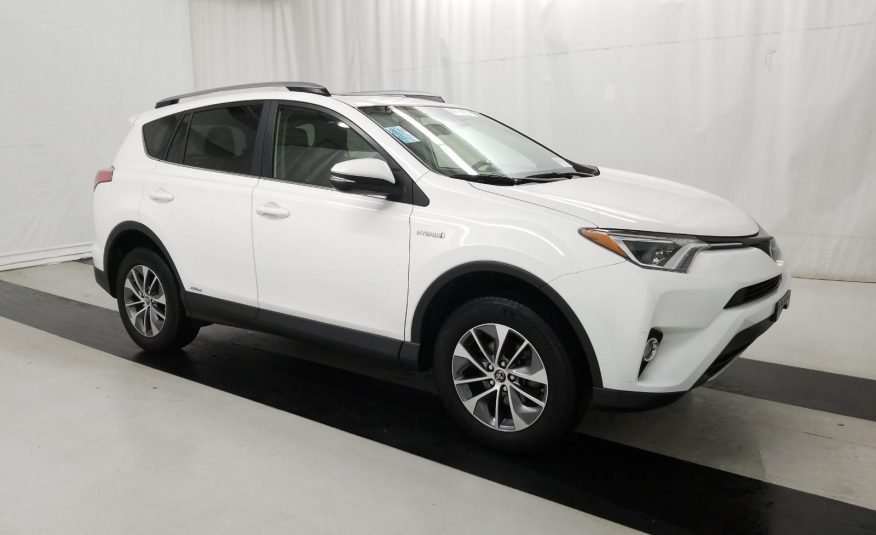 2017 Toyota RAV4 AWD XLE