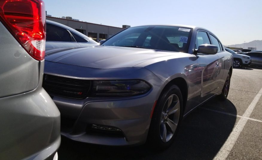 2018 Dodge CHARGER 4X2 V6 SXT PLUS