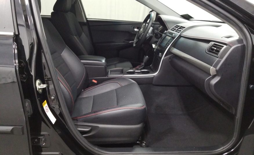 2017 Toyota CAMRY 4C SE