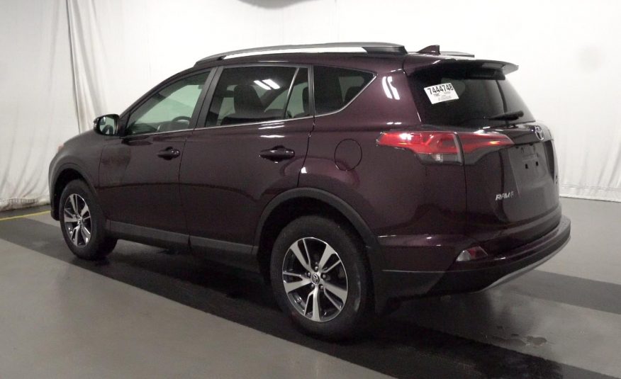 2017 Toyota RAV4 AWD XLE