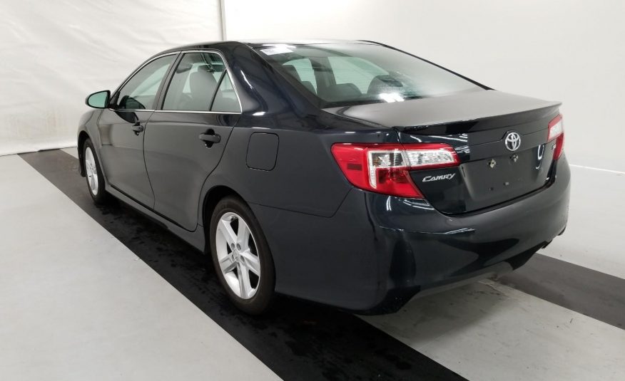 2013 Toyota CAMRY 4C SE