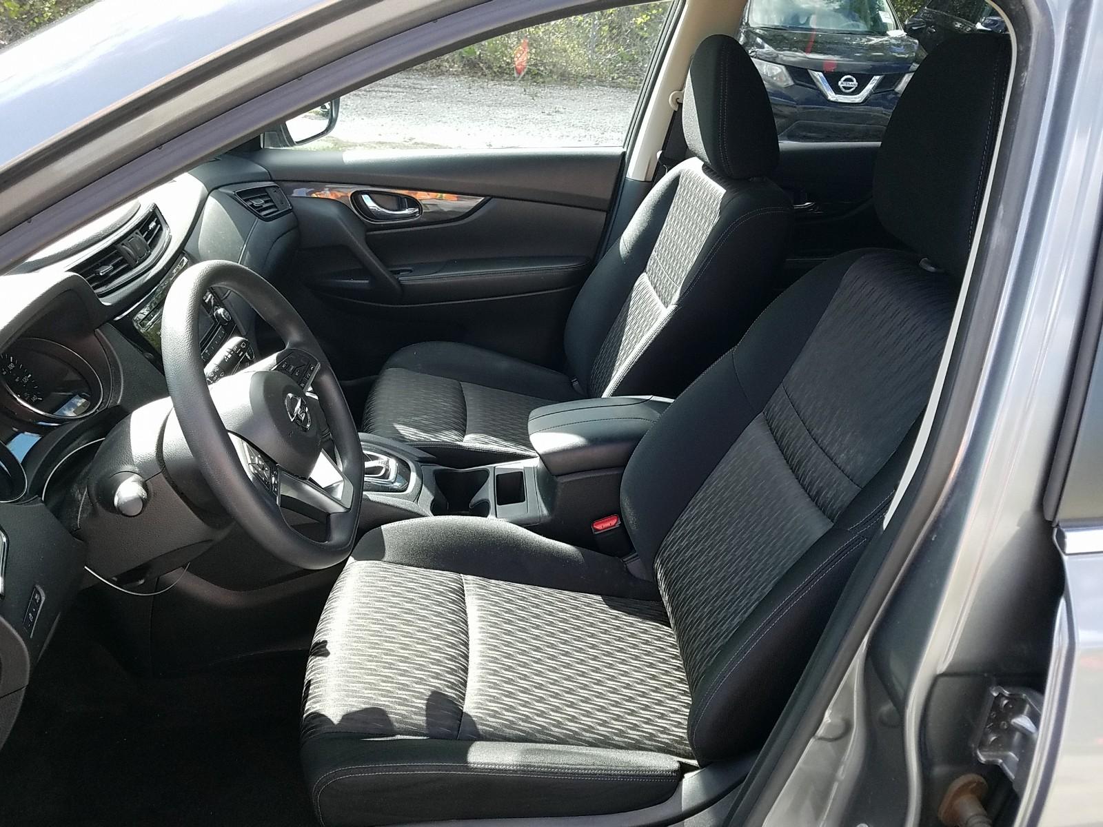 2017 Nissan ROGUE S FWD S