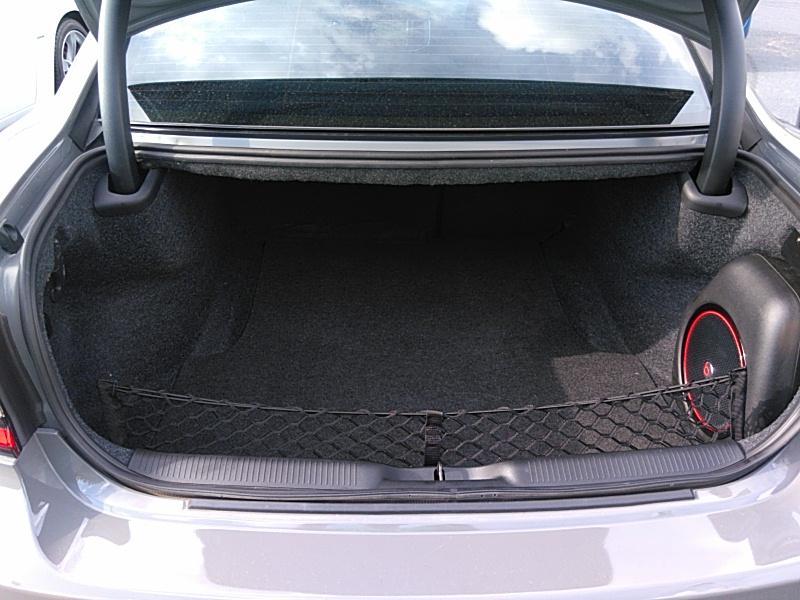 2017 Dodge CHARGER 4X2 V6 SXT