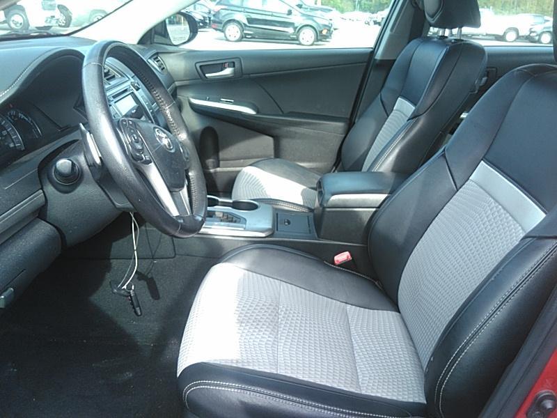 2012 Toyota CAMRY V6 SE