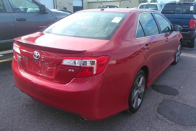 2012 Toyota CAMRY V6 SE