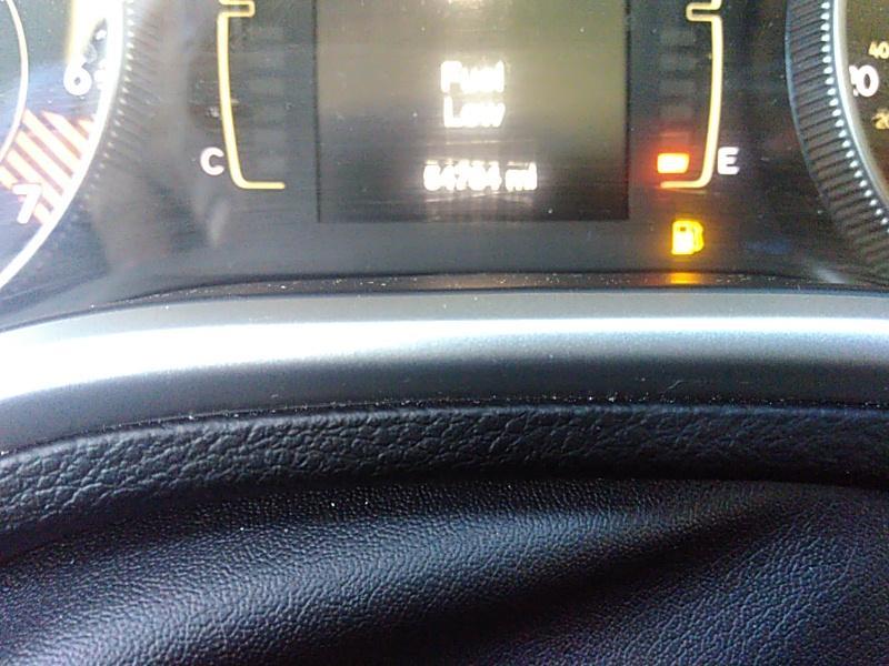 2015 Jeep CHEROKEE FWD 4C SPORT