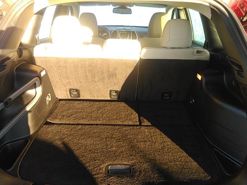 2015 Jeep CHEROKEE FWD 4C SPORT