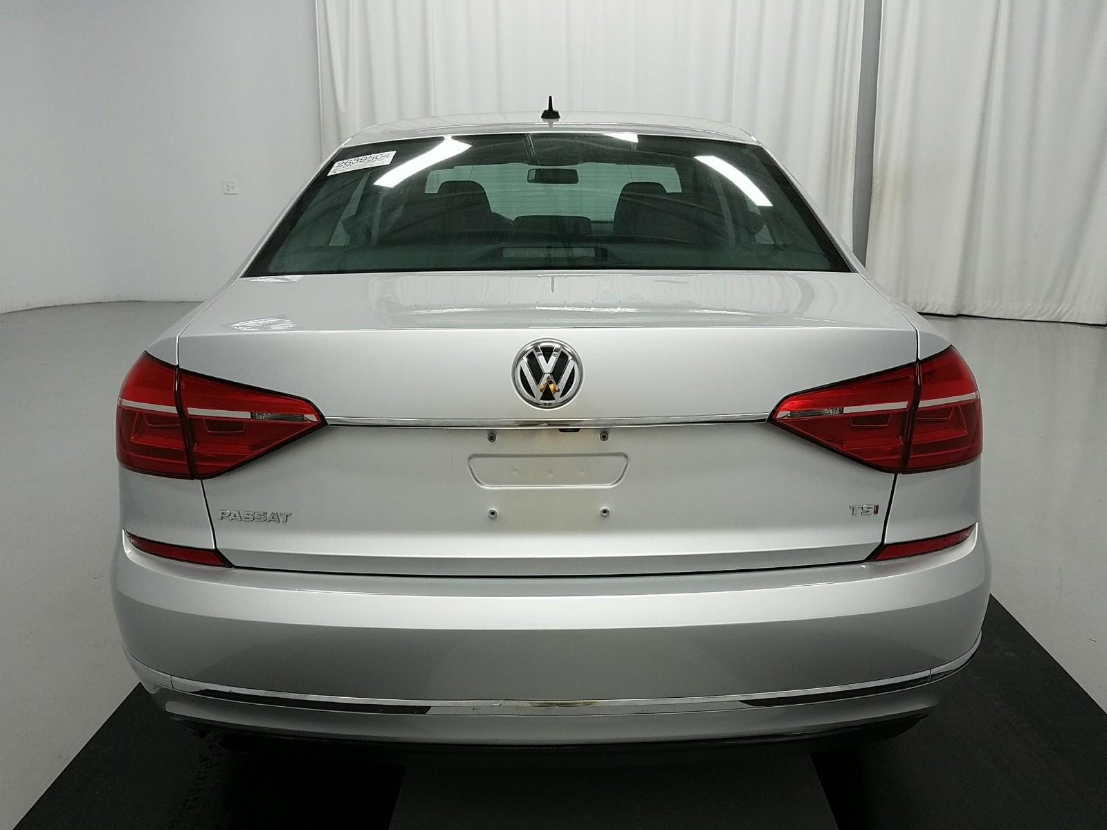 2016 Volkswagen PASSAT 4C 1.8T S