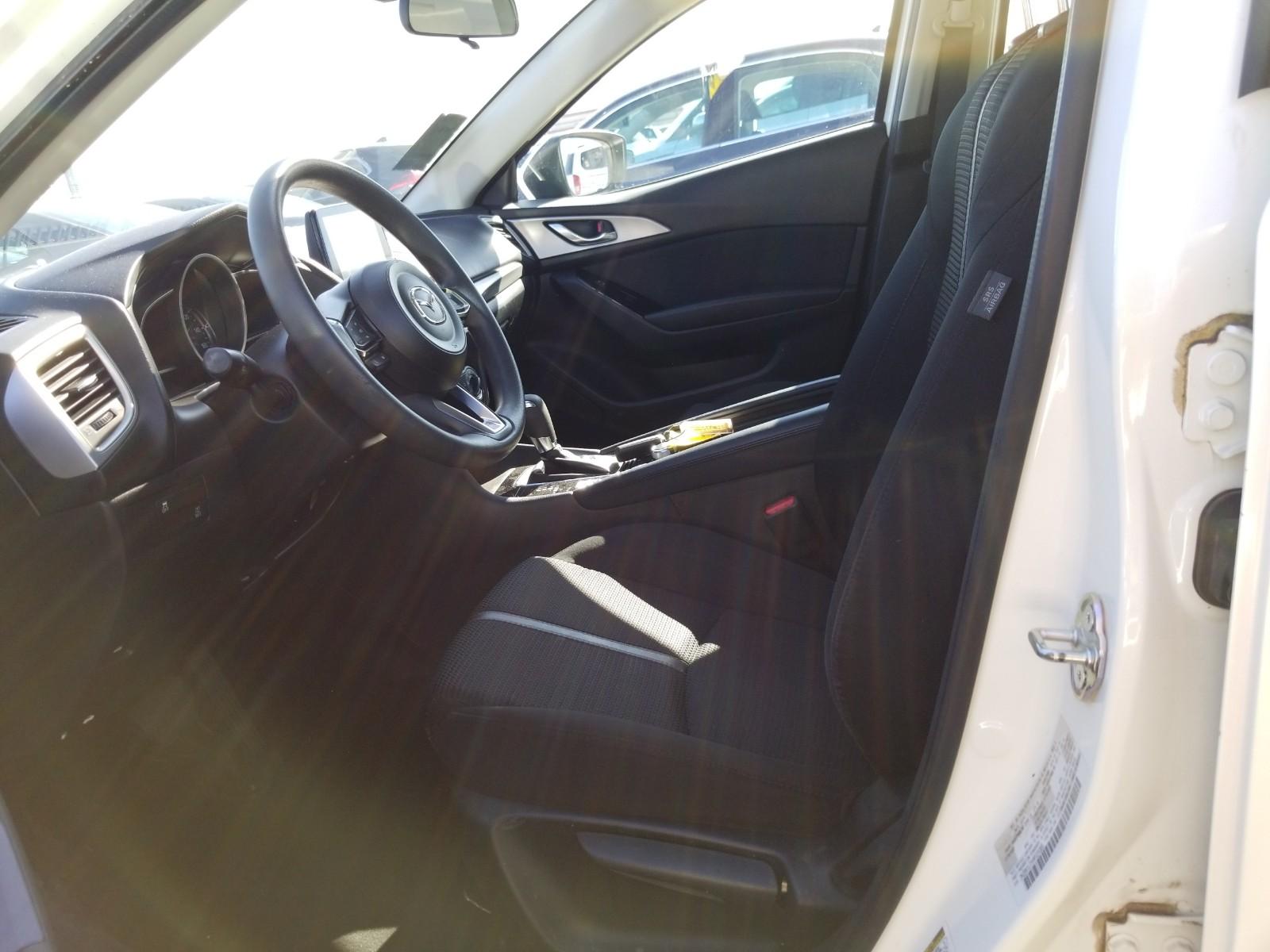 2017 Mazda MAZDA3 SPORT