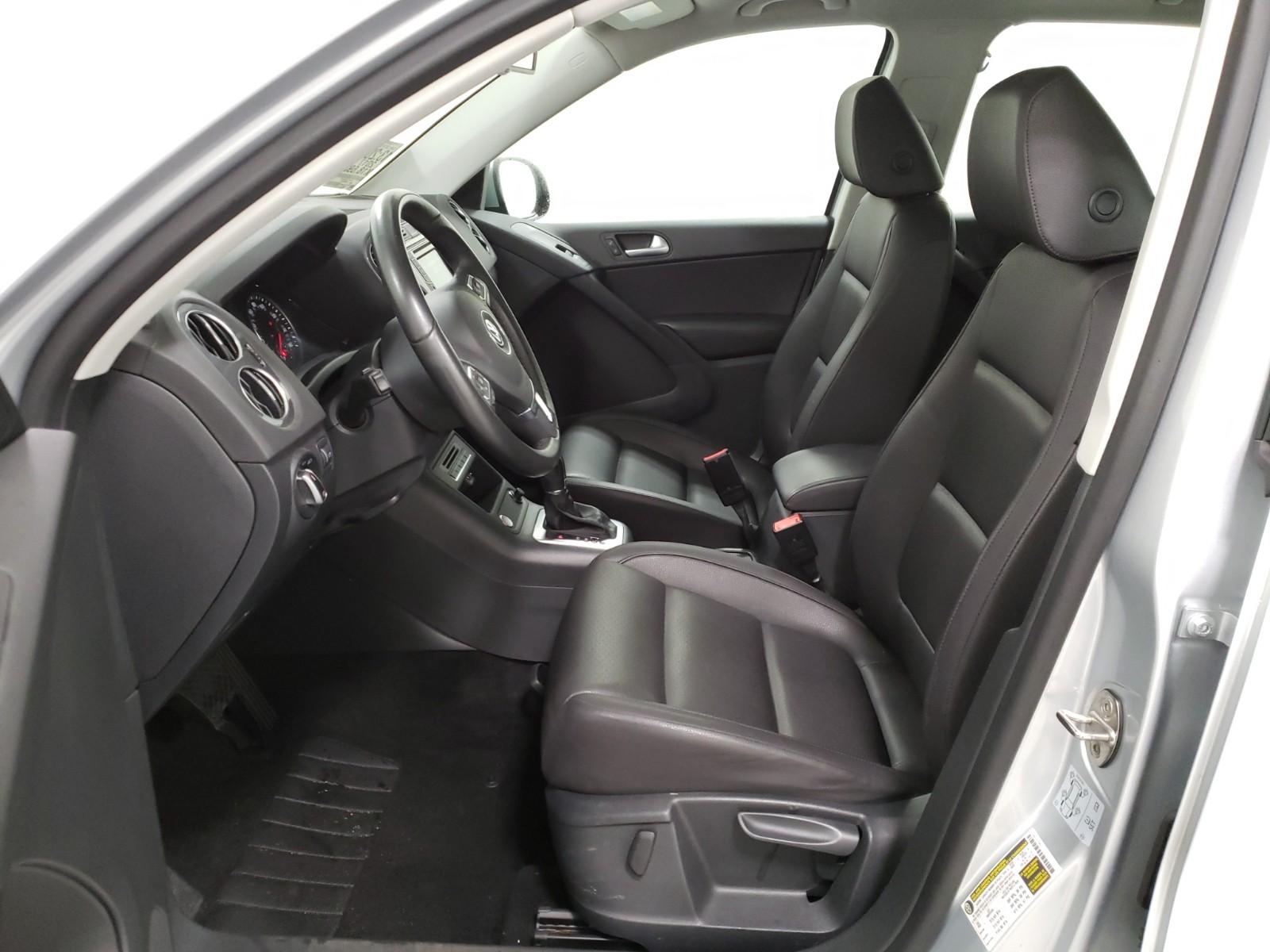 2017 Volkswagen TIGUAN AWD S