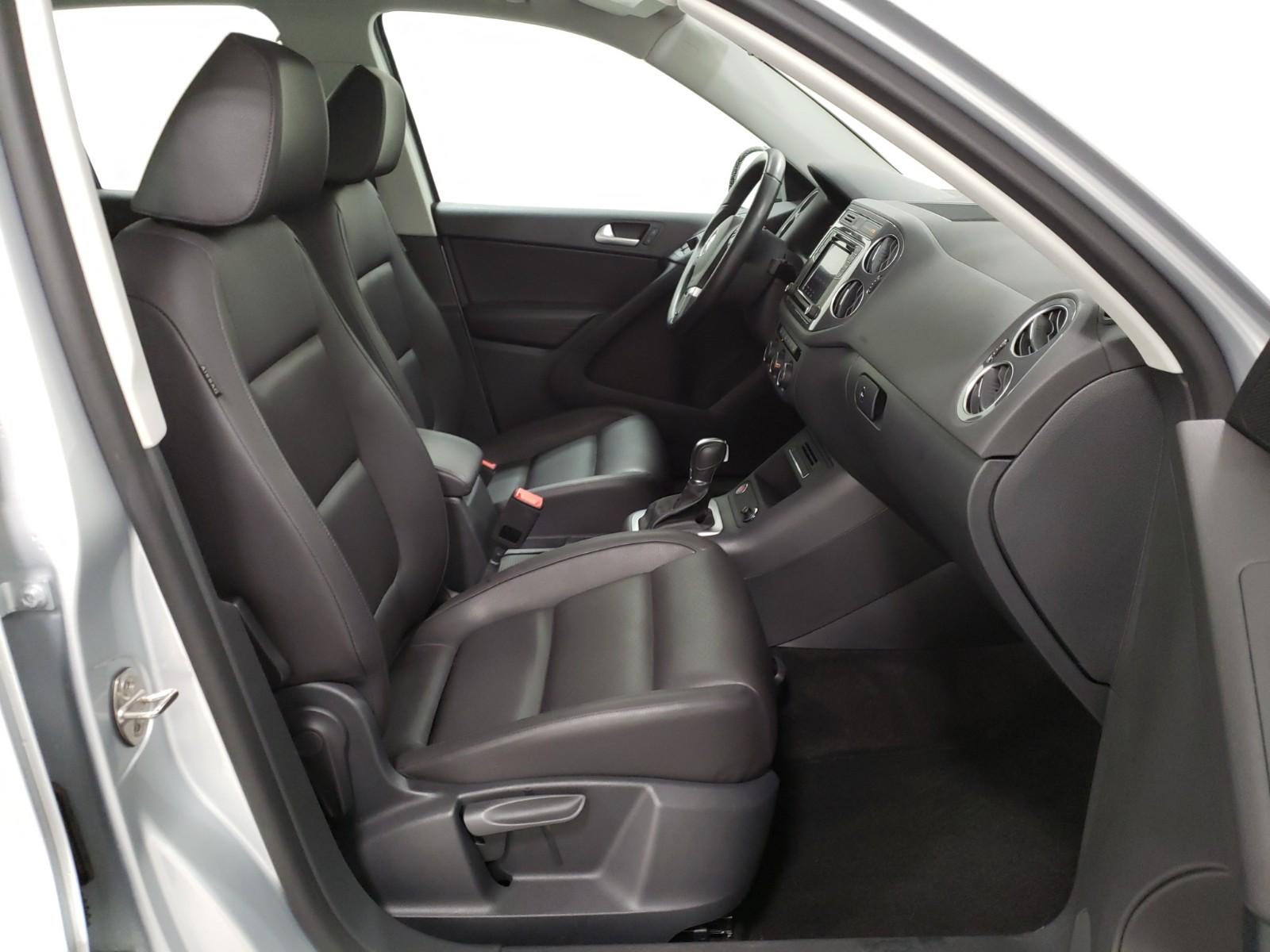 2017 Volkswagen TIGUAN AWD S