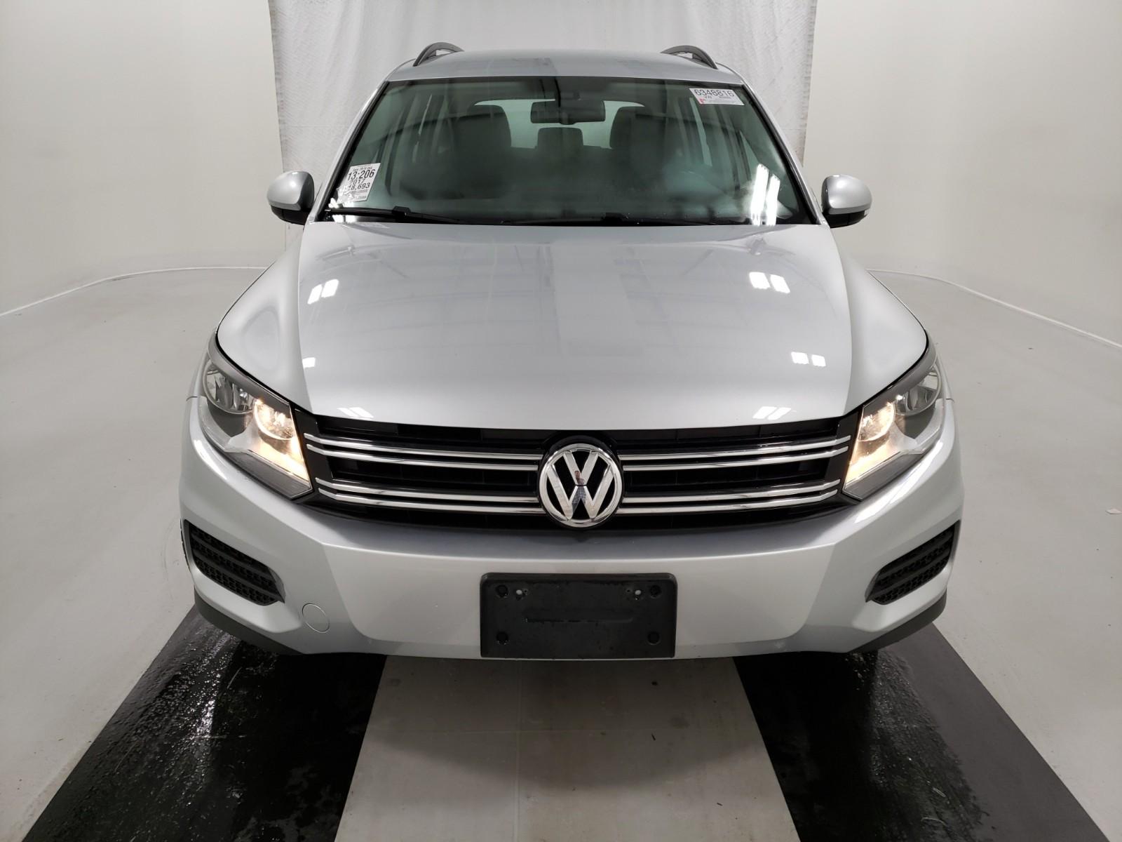 2017 Volkswagen TIGUAN AWD S